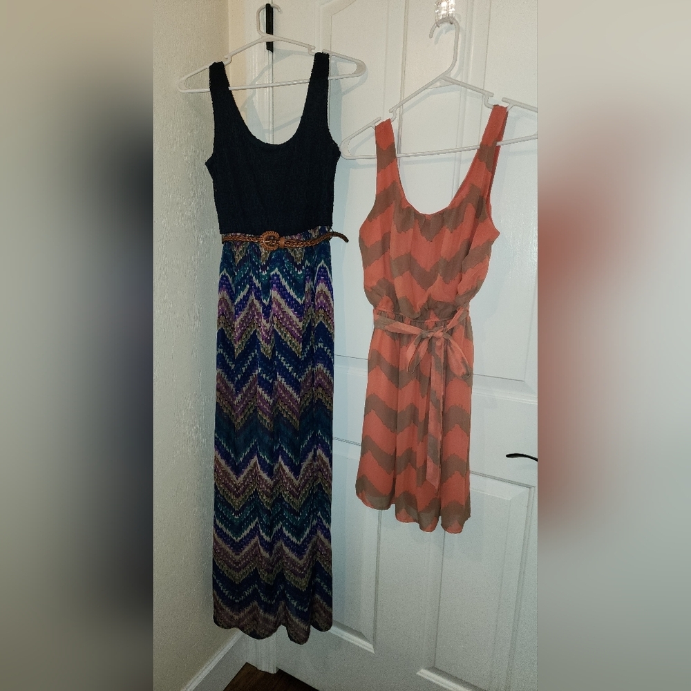 Lily Rose lot of 2 junior's dresses *K-799.1